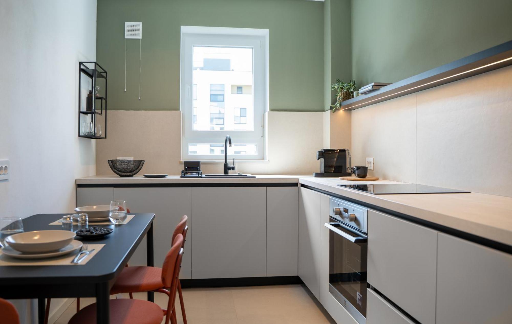 Cityscape Aparthotel- Modern & Premium Apartments