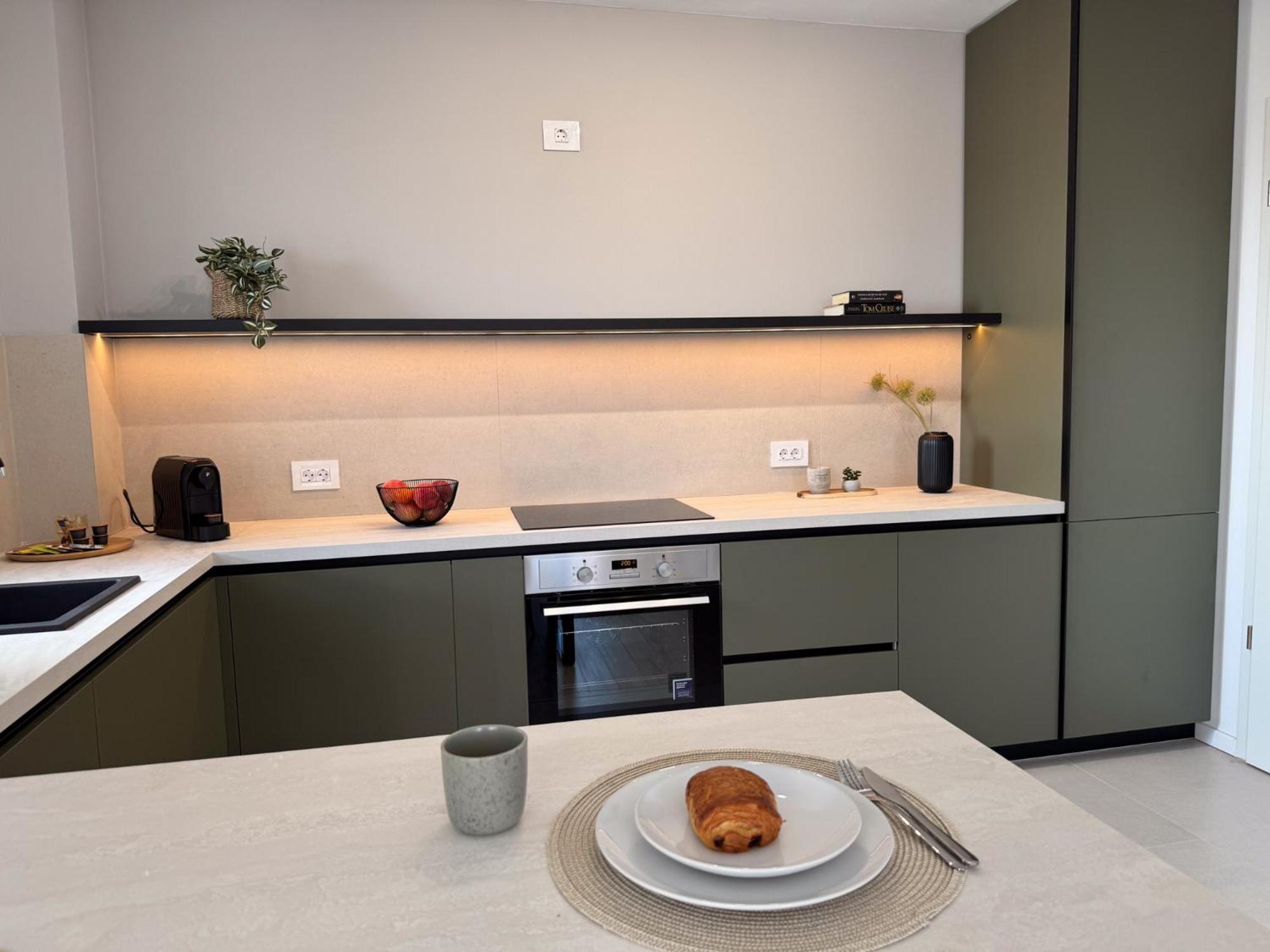 Cityscape Aparthotel- Modern & Premium Apartments Apartment